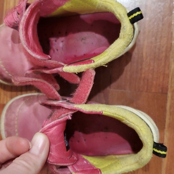ECCO- Toddler 4.5 - Picture 7 of 7